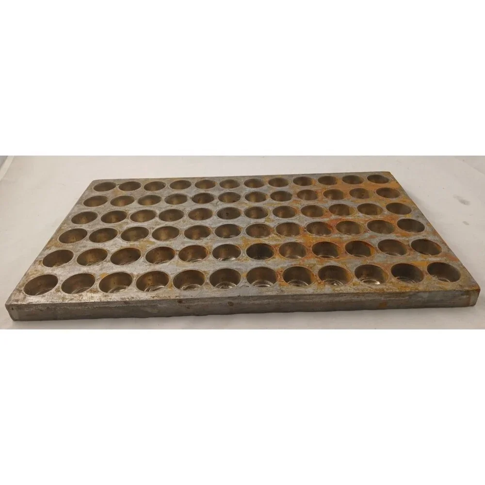 Vintage Industrial Metal Candy/Chocolate Mold Swirl Top 72